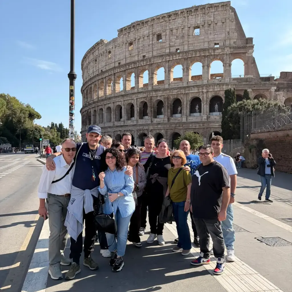 Il gruppo della SRP “Giovanni Falcone” al Colosseo